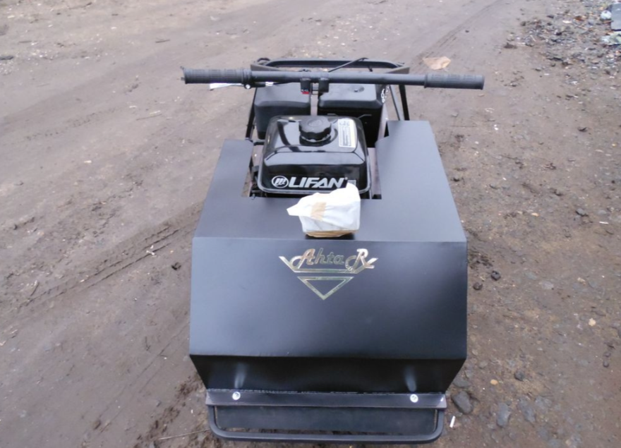 Мотобуксировщик AhtaR Зима 15 л/с с вариатором в Копейске