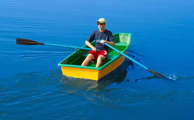 Стеклопластиковая лодка Малютка в Копейске