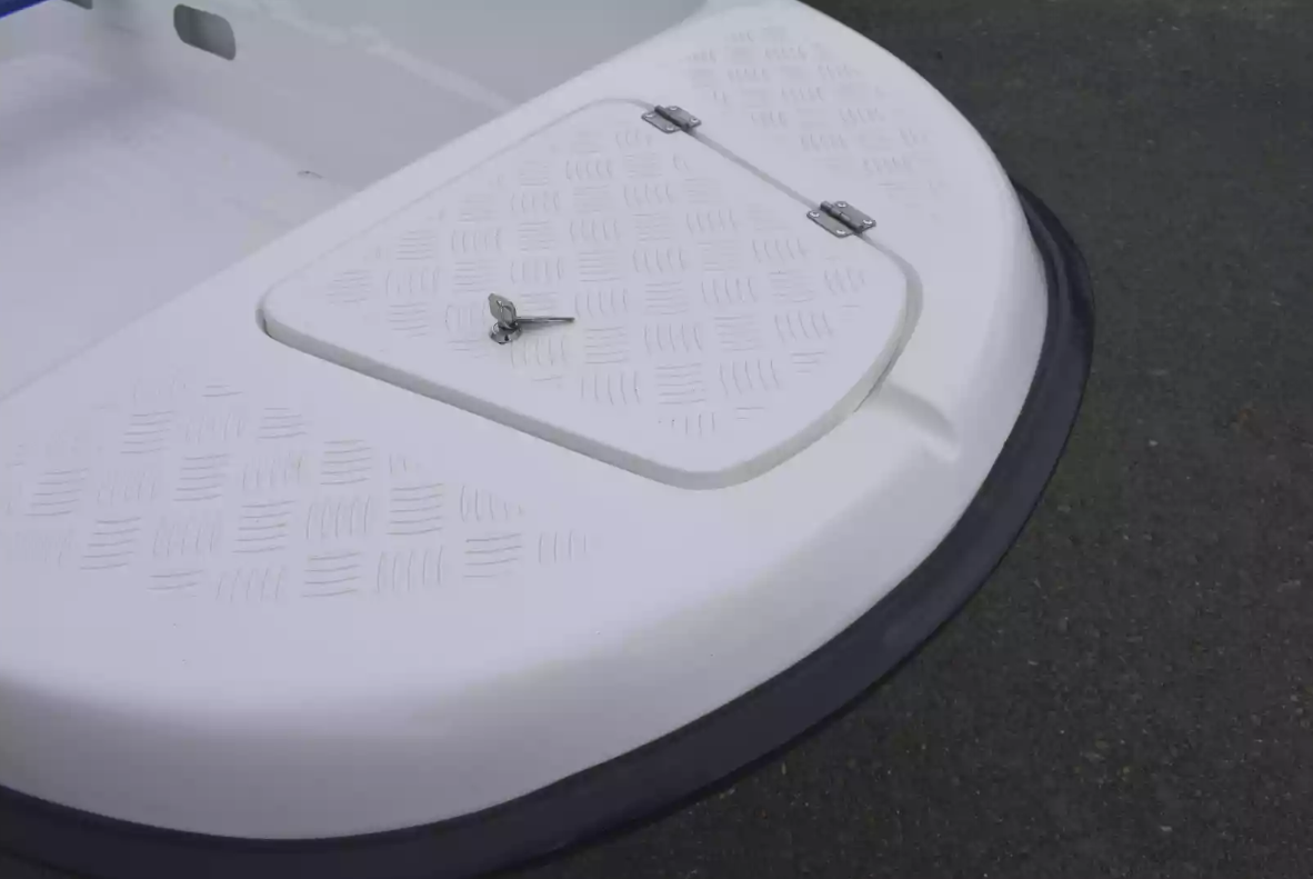 Стеклопластиковая лодка Пингвин New (тримаран) в Копейске