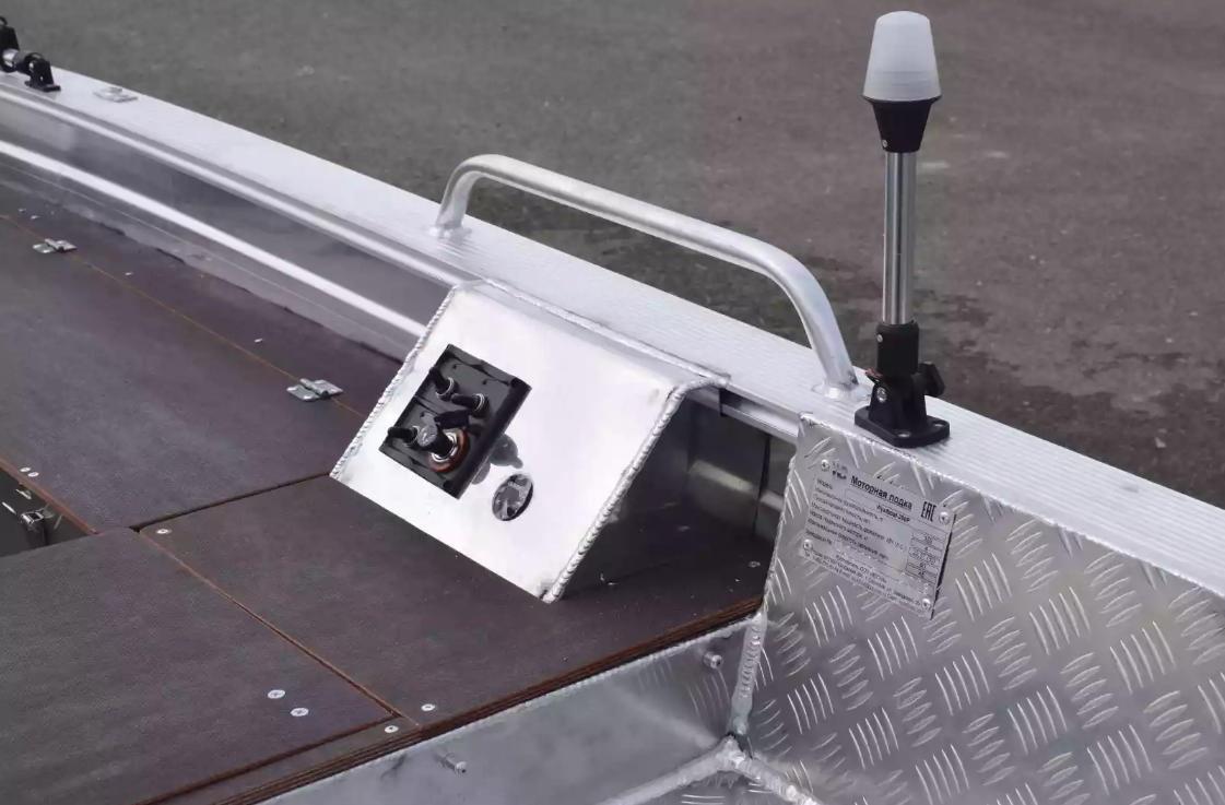 Алюминиевая лодка Wyatboat-390РМ в Копейске