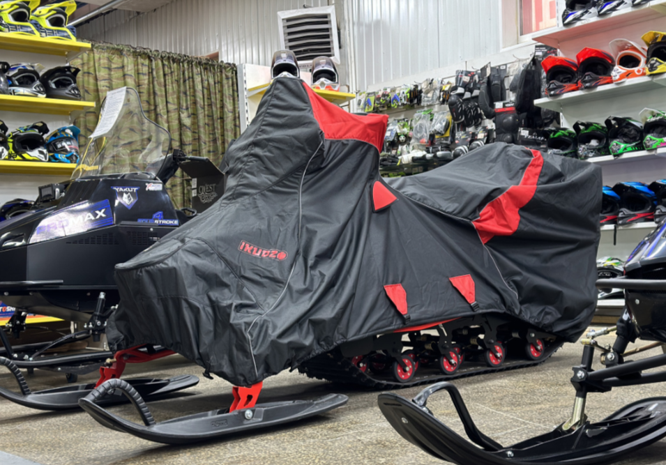 Чехол транспорт. снегохода IKUDZO HUNTER черно-красный Оксфорд ПРЕМИУМ качества с лого IKUDZO в Копейске