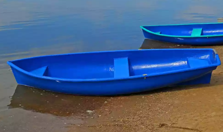 Стеклопластиковая лодка Омуль в Копейске