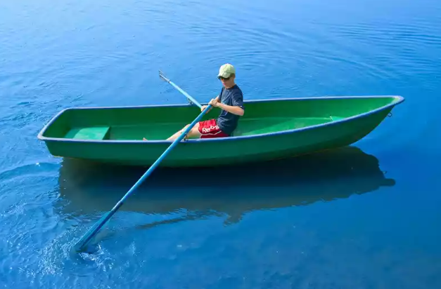 Стеклопластиковая Лодка Голавль в Копейске