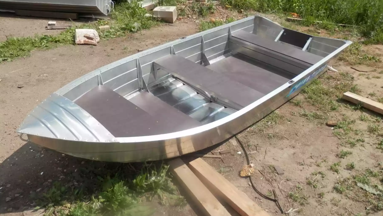 Алюминиевая лодка Вятка-Профи 32 в Копейске