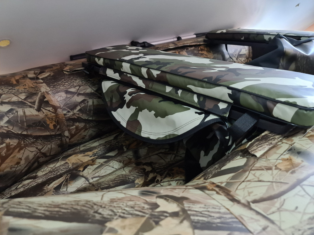 КОМПЛЕКТ МЯГКИХ НАКЛАДОК С СУМКОЙ ДЛЯ ЛОДОК 80Х20 КАМУФЛЯЖ в Копейске