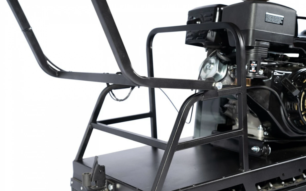 Мотобуксировщик БУРЛАК-M2 LFK 15 л.с. (передний привод, катки) в Копейске