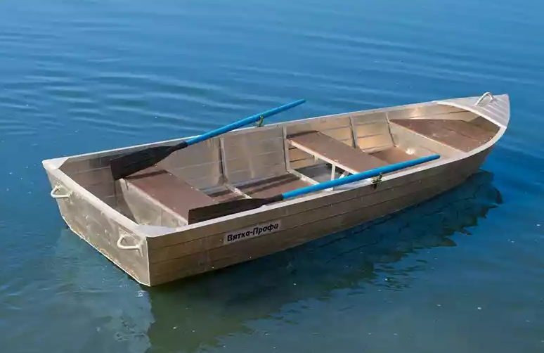Алюминиевая лодка Вятка-Профи 32 в Копейске