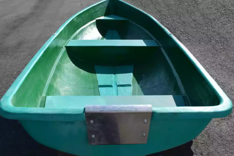 Стеклопластиковая Лодка Голавль в Копейске