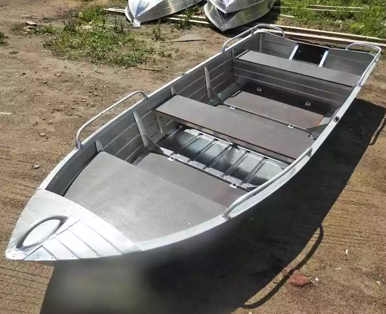 Алюминиевая лодка Вятка-Профи 37 в Копейске