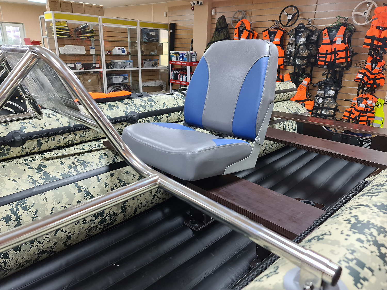 КРЕСЛО МЯГКОЕ РАСКЛАДНОЕ С ПОВОРОТНЫМ МЕХАНИЗМОМ ДЛЯ ЛОДОК в Копейске