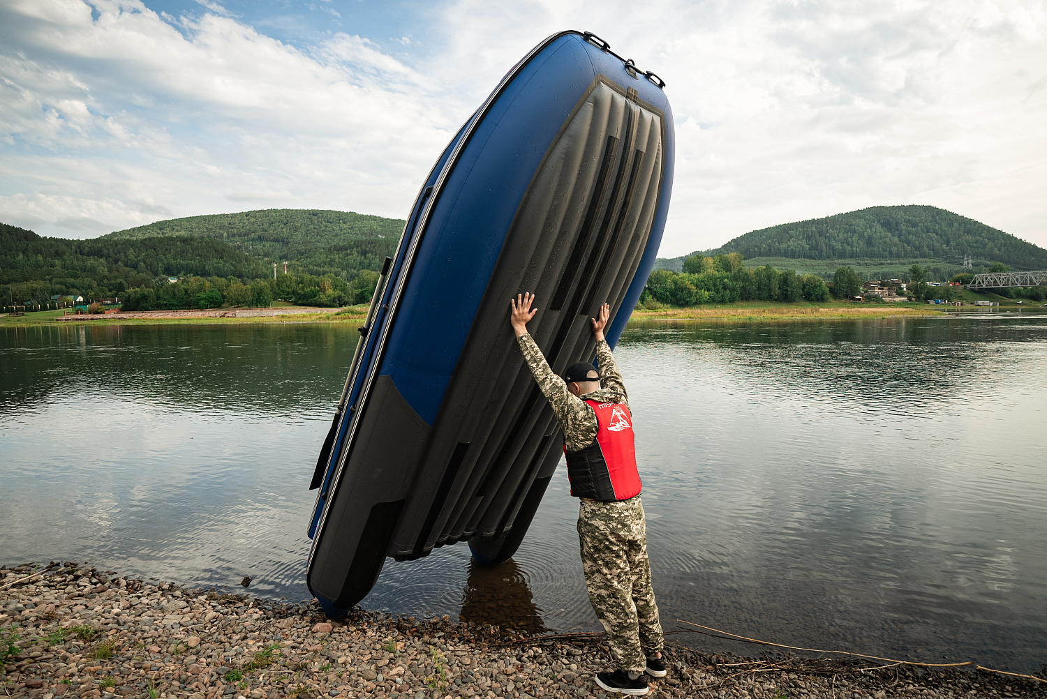 Лодка MISHIMO RIVER FJET PRO 430  под водомет в Копейске