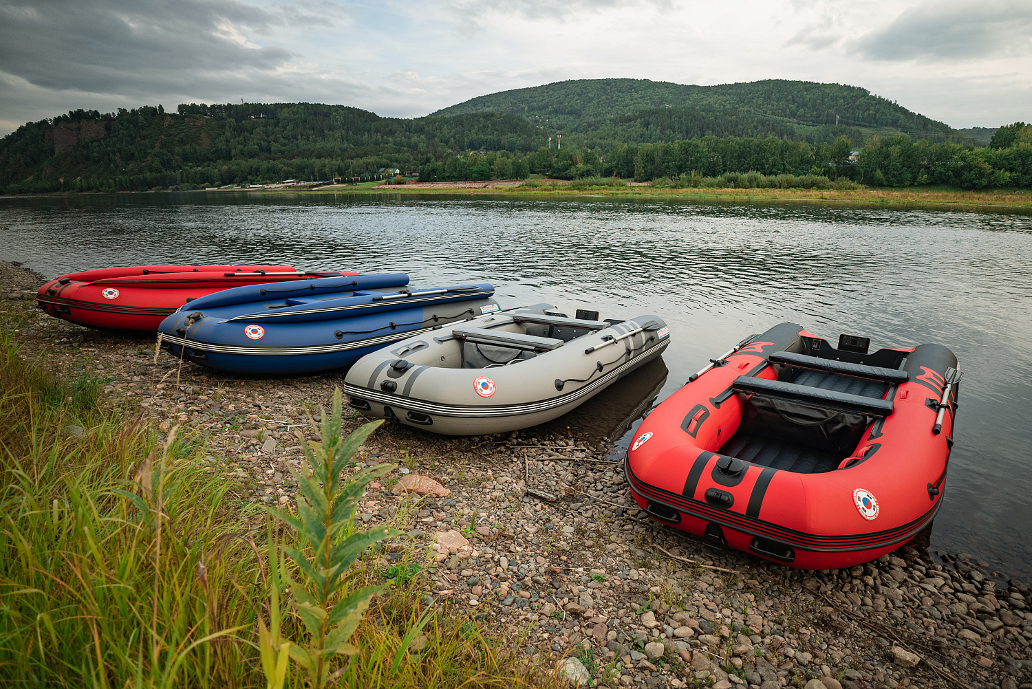 Лодка MISHIMO RIVER FJET PRO 430  под водомет в Копейске